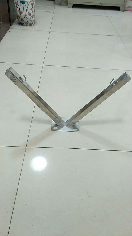 不锈钢V型支架2